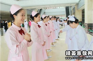 航空服务人员的仪表礼仪标准